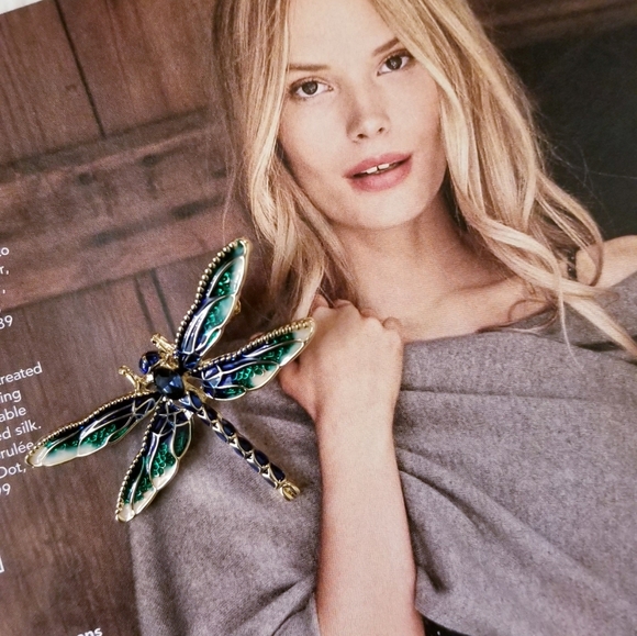 18K Gold Rhinestone Dragonfly Brooch - Picture 15 of 15